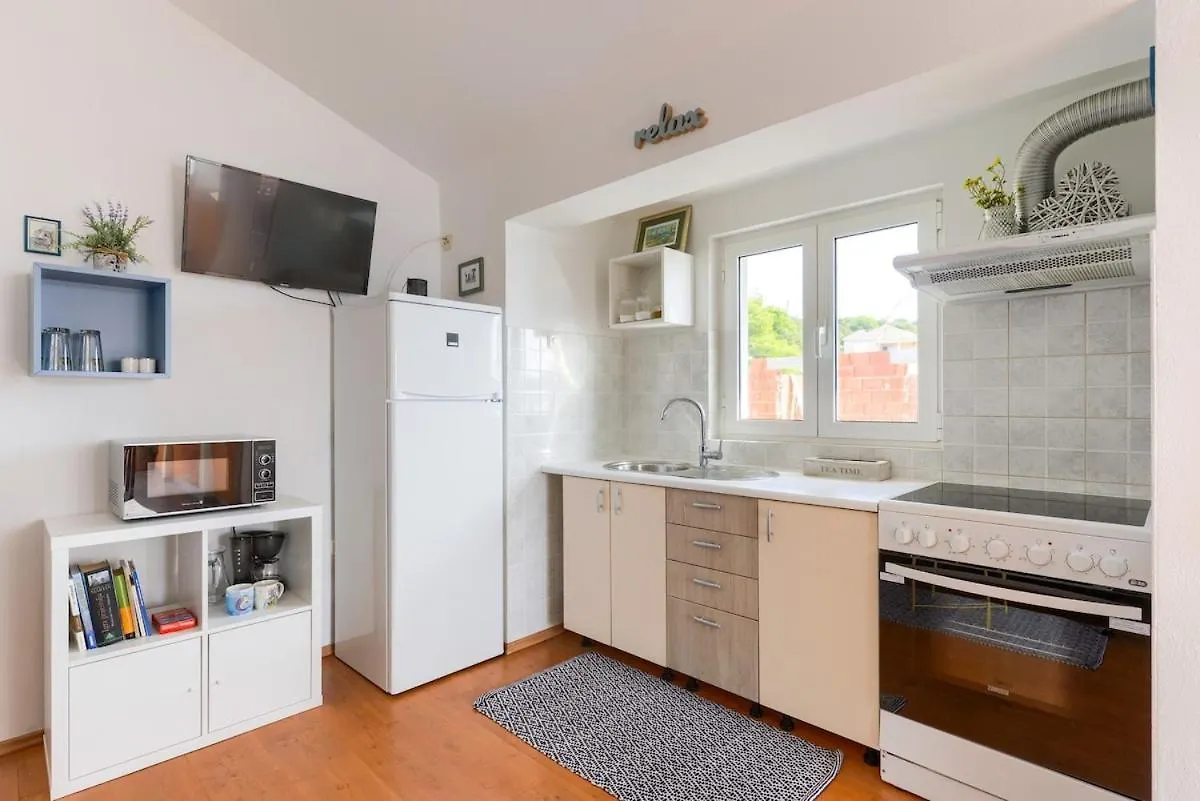 Beautiful Sea View Apartment Zverinac