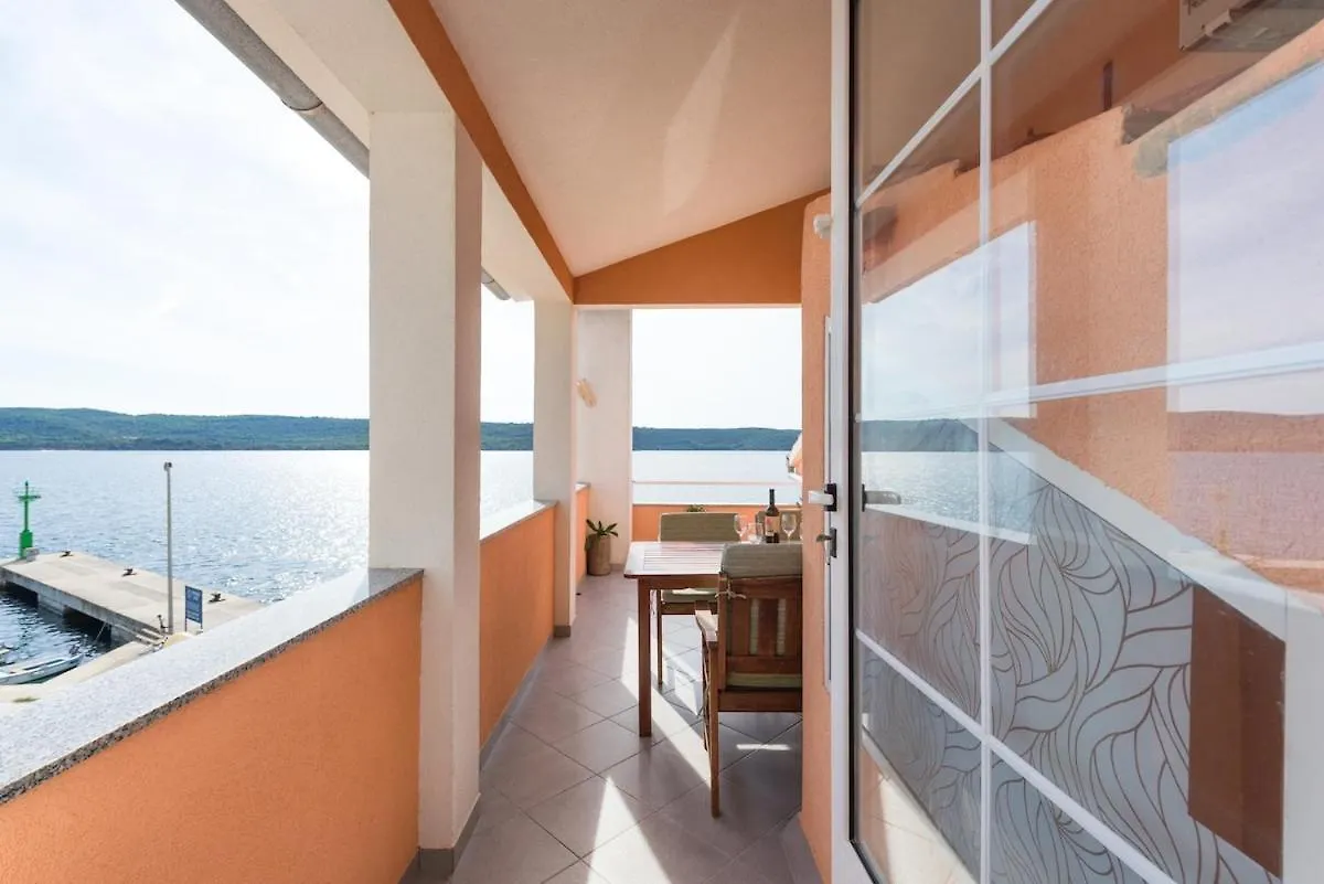 Beautiful Sea View Apartment Zverinac Croatia
