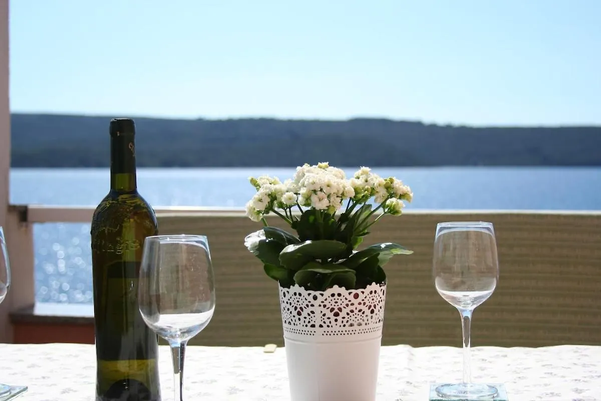 Beautiful Sea View Apartment location